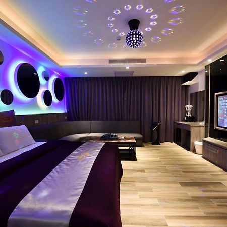 Meng Siang Motel Pingzhen Esterno foto