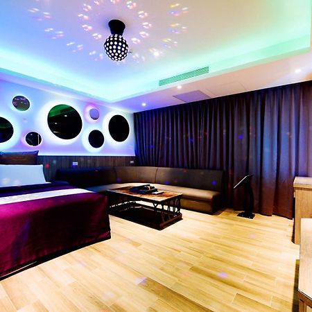 Meng Siang Motel Pingzhen Esterno foto
